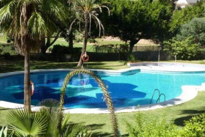 Calido Apartamento Con Gran Terraza Y Vistas A 600 Metros Del Mar Бенальмадена Экстерьер фото